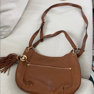 Cross-body Michael Kors Purse!! In great condition!!